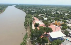 Panorámica del Canal del Dique y el municipio de Santa Lucía. 