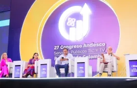 Los gobernadores y gobernadoras de Valle del Cauca, Meta, Santander y Atlántico.