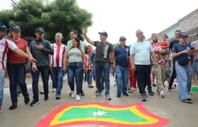 Alcalde Char durante la inauguración de la vía pavimentada en Las Nieves. 