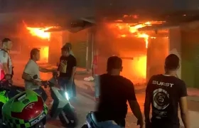 Una máquina del Cuerpo de Bomberos atendió la emergencia. 
