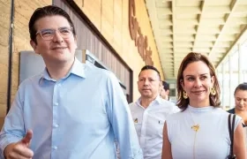 Miguel Uribe y su esposa María Claudia Tarazona.