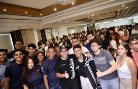 Estudiantes con el Alcalde Alejandro Char.