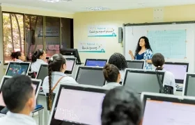 Esta oferta está dirigida a aprendices, egresados, trabajadores y comunidad en general.