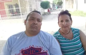 Juan Carlos Peralta Estupiñán y Esperanza Estupiñán. 