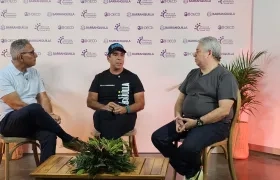 Alcalde Alejandro Char en entrevista con Jorge Cura y Laurian Puerta, director de Emisora Atlántico y editor de Zona Cero, respectivamente. 