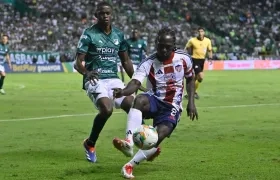 Yimmi Chará y Andrés Colorado durante el partido Cali vs. Junior.