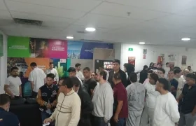 Colombianos durante su retorno al país. 