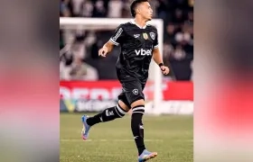 Jordan Barrera tuvo sus primeros minutos con la camiseta del Botafogo. 