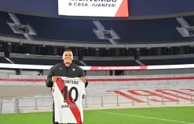 Juan Fernando Quintero, en el Monumental, otra vez con la 10 de River Plate en sus manos. 
