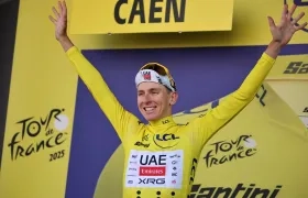 El esloveno Tadej Pogacar supera por 42 segundos en la general a Evenepoel.