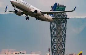 Torre de control del Aeropuerto El Dorado.