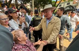 Expresidente Álvaro Uribe Vélez.