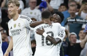 Vinicius celebrando su gol en el Santiago Bernabéu.