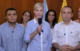 La gobernadora del Valle del Cauca, Dilian Francisca Toro, y el alcalde de Cali, Alejandro Eder.