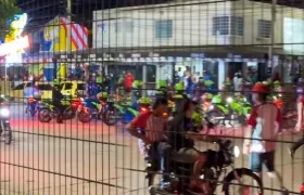 Presencia de la Policía en las afueras del Metropolitano.