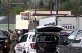 Autoridades encontraron un camión usado para el tiroteo.