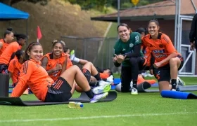 Leicy Santos, Jorelyn Carabalí, Katherine Tapia y Marcela Restrepo, integrantes de la Selección Colombia femenina. 