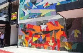 Mural 'Tierra, mar y aire' (1958). 