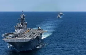 Buques y portaviones estadounidenses. 