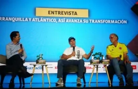 Alcalde Alejandro Char junto al Gobernador Eduardo Verano y el director de Revista Semana, Yesid Lancheros.