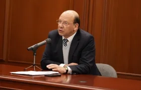 Germán Ávila, Ministro de Hacienda.