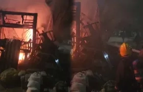 Incendio en vivienda del barrio Nueva Colombia.