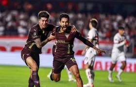 Jeison Medina celebrando su anotación.