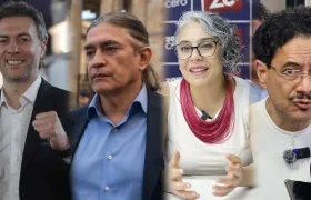 Los precandidatos Daniel Quintero, Gustavo Bolívar, María José Pizarro e Iván Cepeda.