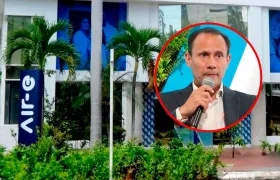 Fachada de oficina de Air-e en Barranquilla y Alejandro Castañeda, presidente de Andeg (círculo). 