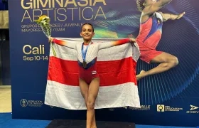 Antonella Álvarez, Dugarte, gimnasta atlanticense.