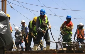 La tasa de desempleo pasó de 11,9% a 9,1%.