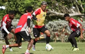 Teófilo Gutiérrez durante una práctica previa de Junior para el partido contra Pasto. 