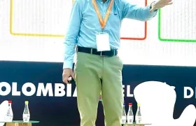 Billy Escobar, superintendente de Sociedades.