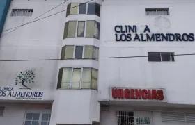 Clínica Los Almendros.
