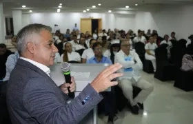 Primer simposio de gestión clínica y seguridad del paciente: innovación y excelencia en la atención. 