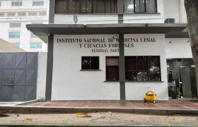 El cuerpo del adolescente permanece este lunes en Medicina Legal. 