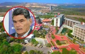 Universidad del Atlántico y el Procurador General Gregorio Eljach (círculo).