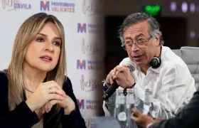 Vicky Dávila y el Presidente Gustavo Petro.