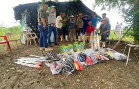 Jornada en que fueron entregadas las herramientas a campesinos.