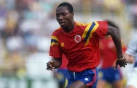 Freddy Rincón con la Selección Colombia en el Mundial de Italia 90.