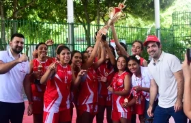 Malambo, campeón en la rama femenina. 