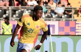 El delantero Néiser Villarreal reaparece tras cumplir fecha de suspensión.