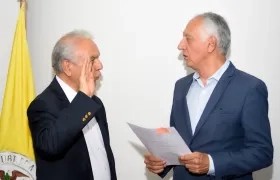 Acto de posesión del SuperSalud Bernardo Camacho.