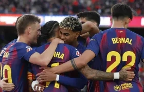 Jugadores del Barcelona celebrando uno de los goles.