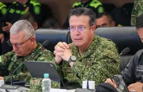 El comandante de las Fuerzas Militares, almirante Francisco Cubides.