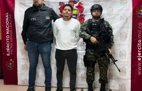  Edinson Manuel García Serrano cuando fue capturado en el barrio Porvenir de Soledad.