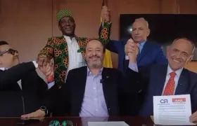 El director de Cambio Radical, Germán Córdoba, y los representantes de la Coalición Alma.