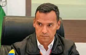 Pedro Sánchez, Ministro de Defensa.