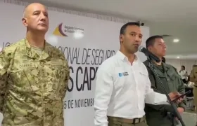 Pedro Sánchez, ministro de Defensa. 