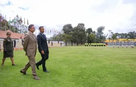 El Presidente Gustavo Petro y el Ministro de Defensa, Pedro Sánchez.